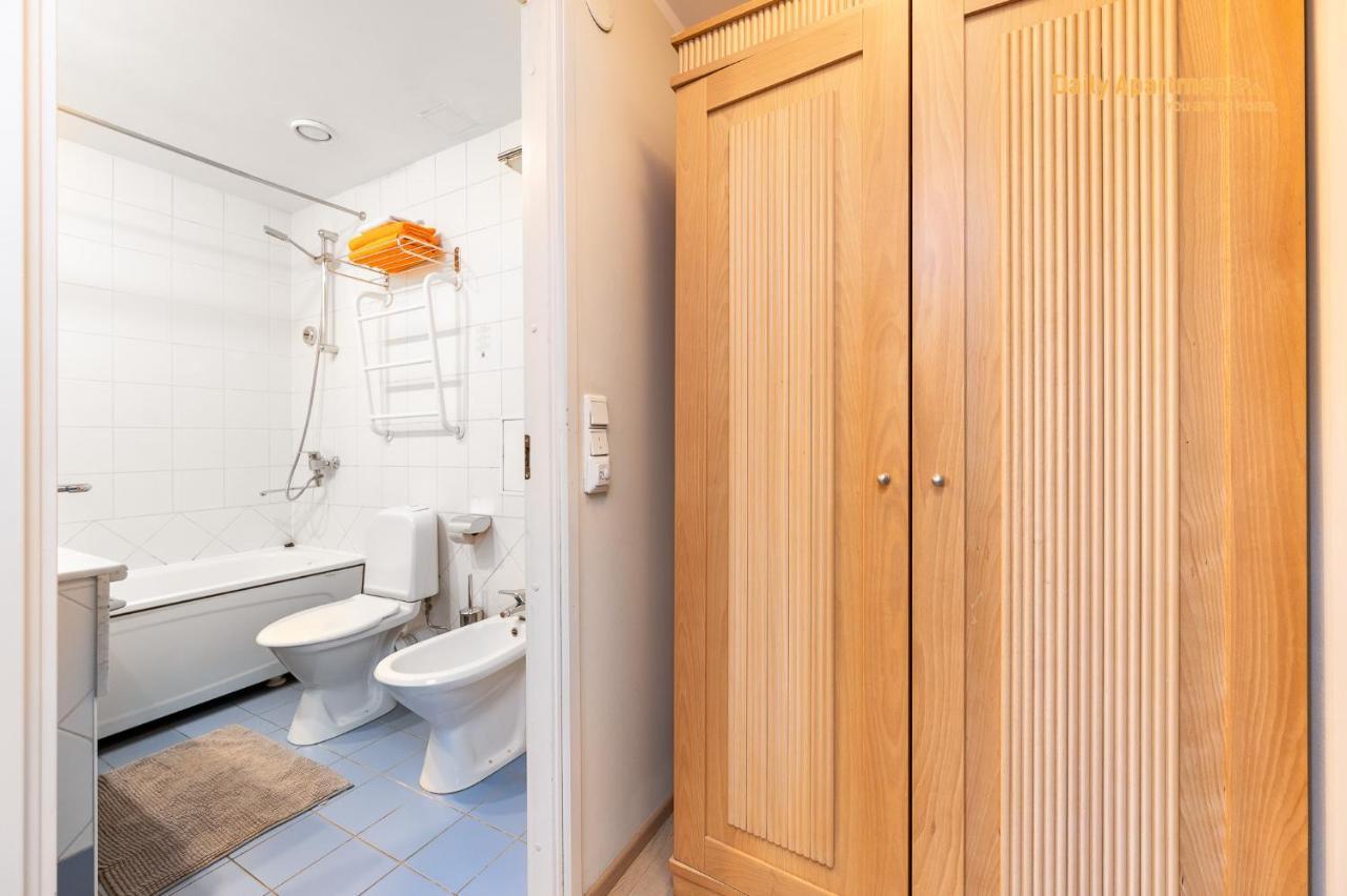 Daily Apartments - Apartment With Bath Tallinn Exterior photo